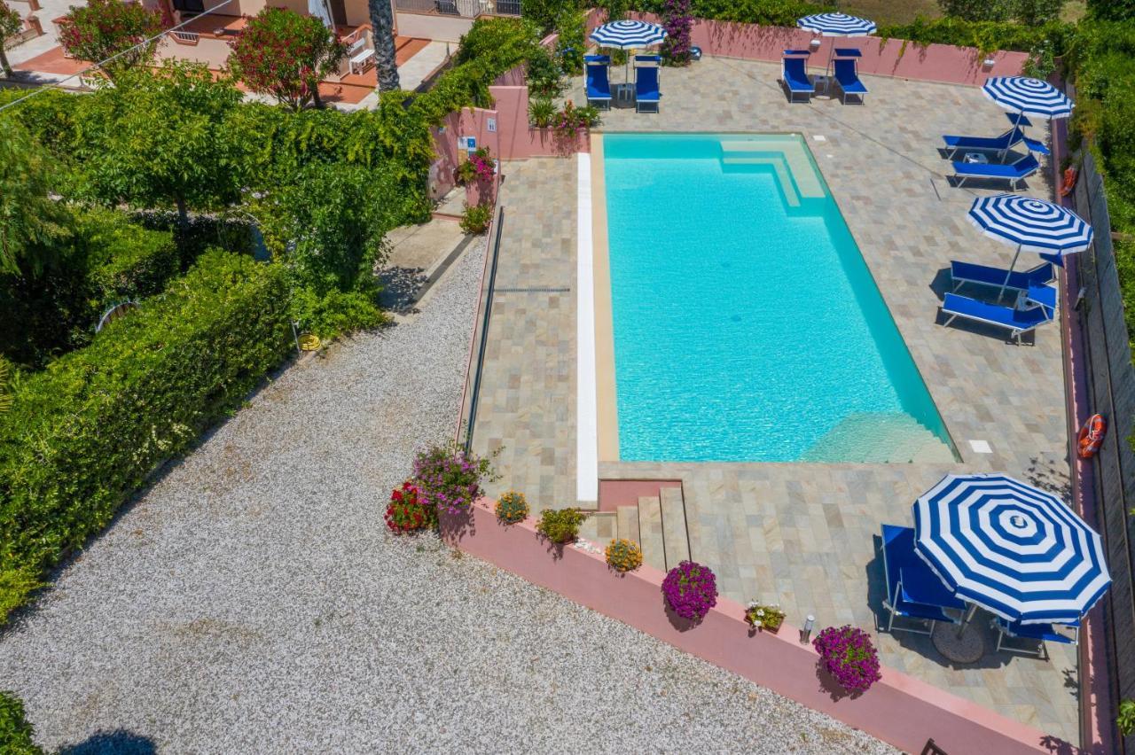 Elbaloves Appartaments Villa Capoliveri  Ngoại thất bức ảnh