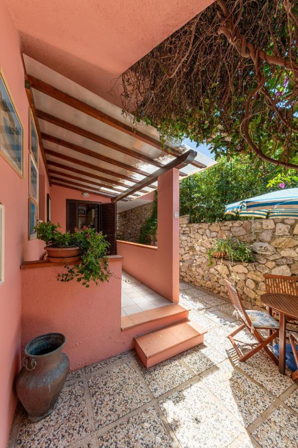 Elbaloves Appartaments Villa Capoliveri  Ngoại thất bức ảnh